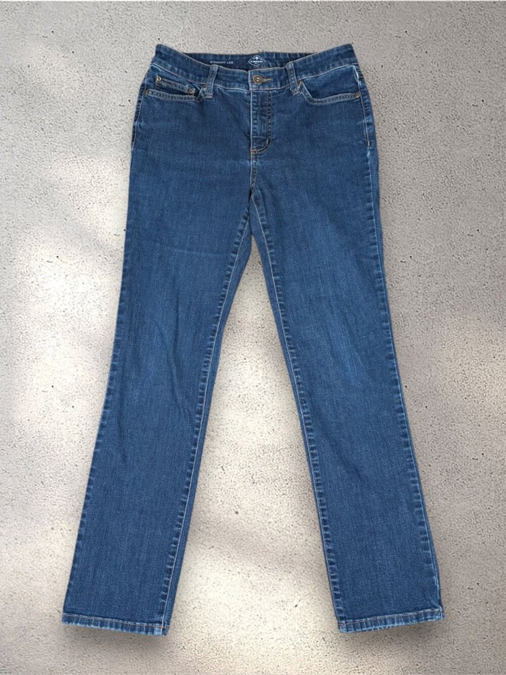 St. John’s Bay Straight Leg Jeans Women’s 6 Medium Wash Stretch Denim Classic
